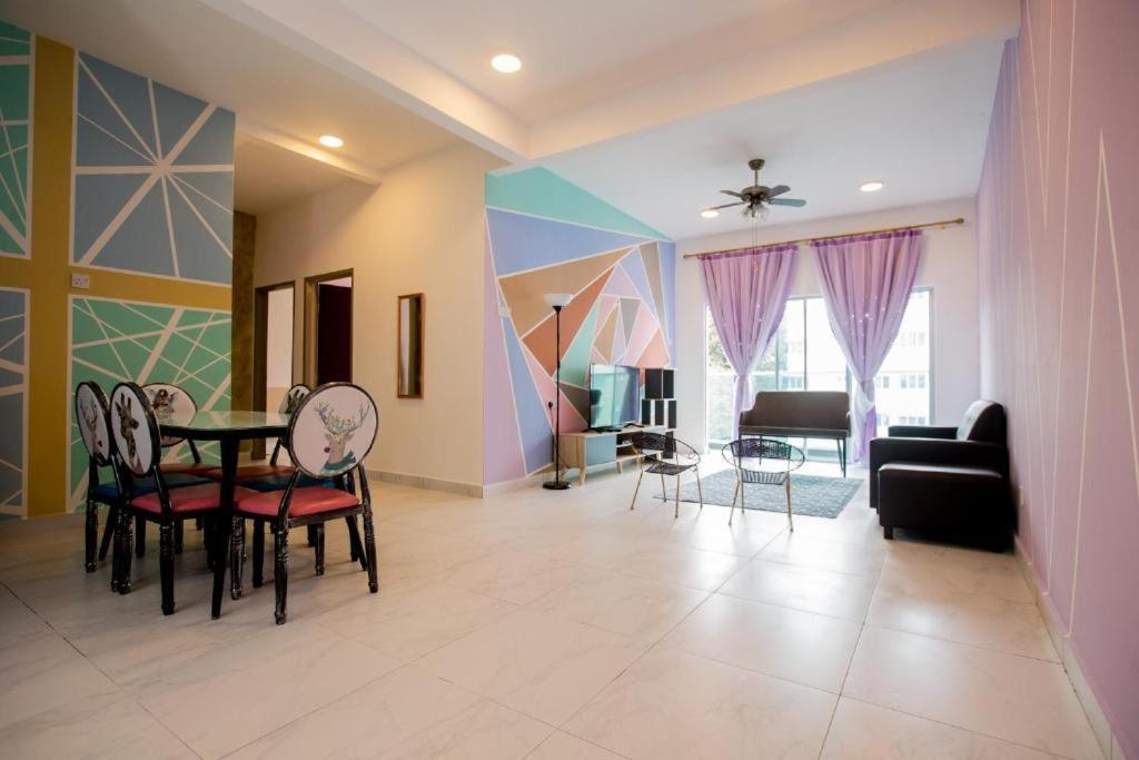 Icolor Home & Stay Ch6 Tanah Rata Exterior photo