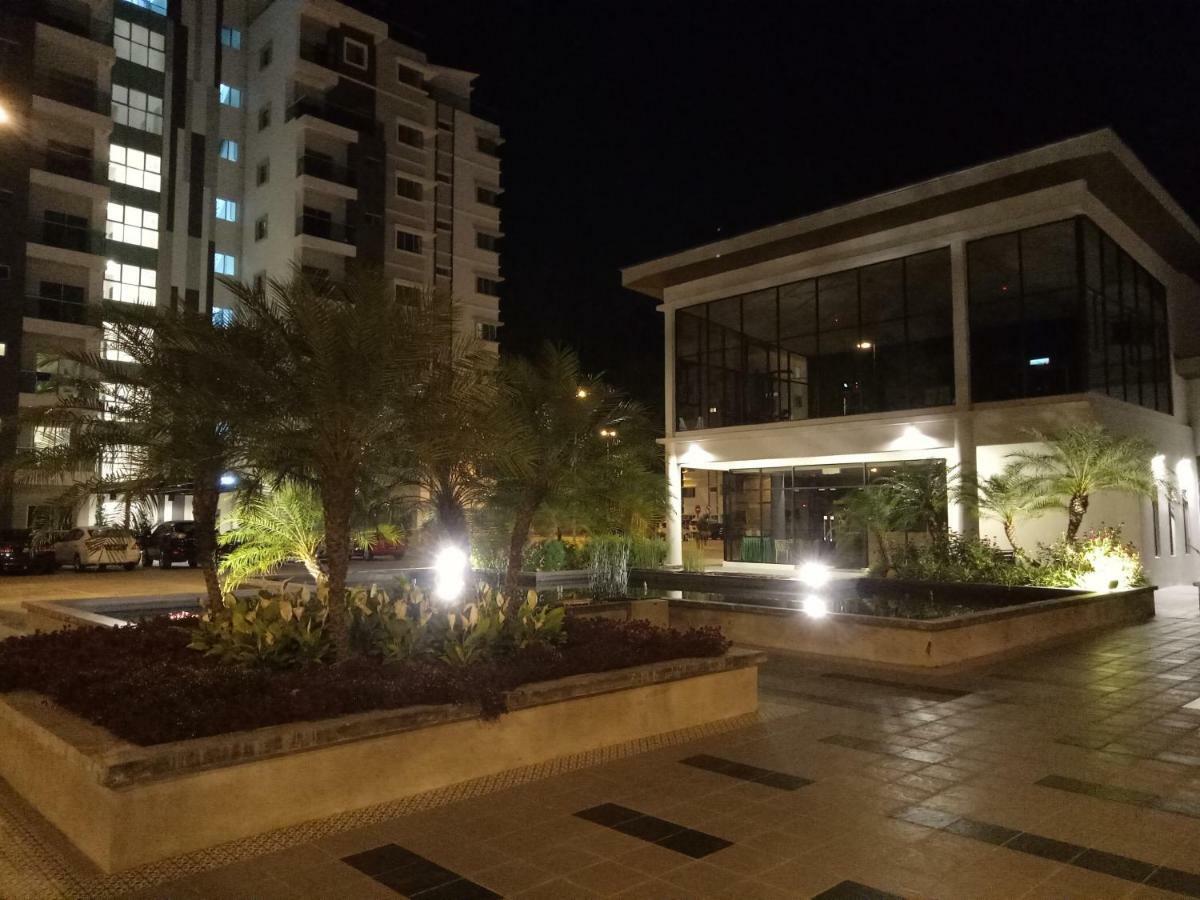 Icolor Home & Stay Ch6 Tanah Rata Exterior photo