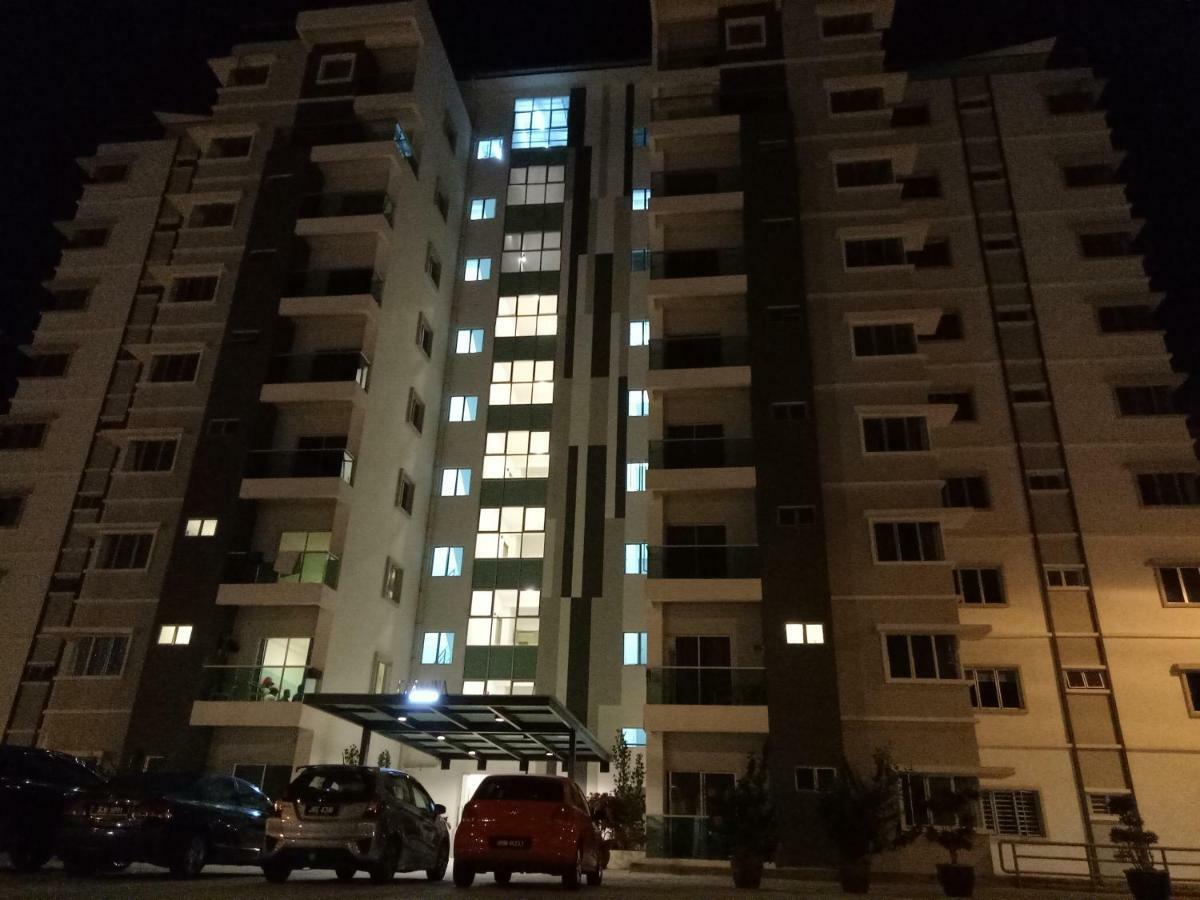 Icolor Home & Stay Ch6 Tanah Rata Exterior photo